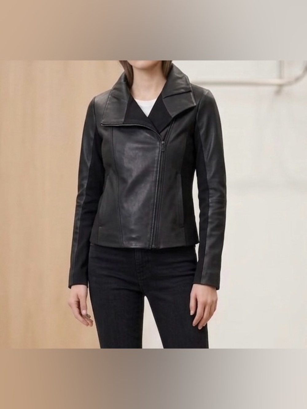 BCBGeneration Women’s Black Leather Jacket Zipper & Button Accents Size L